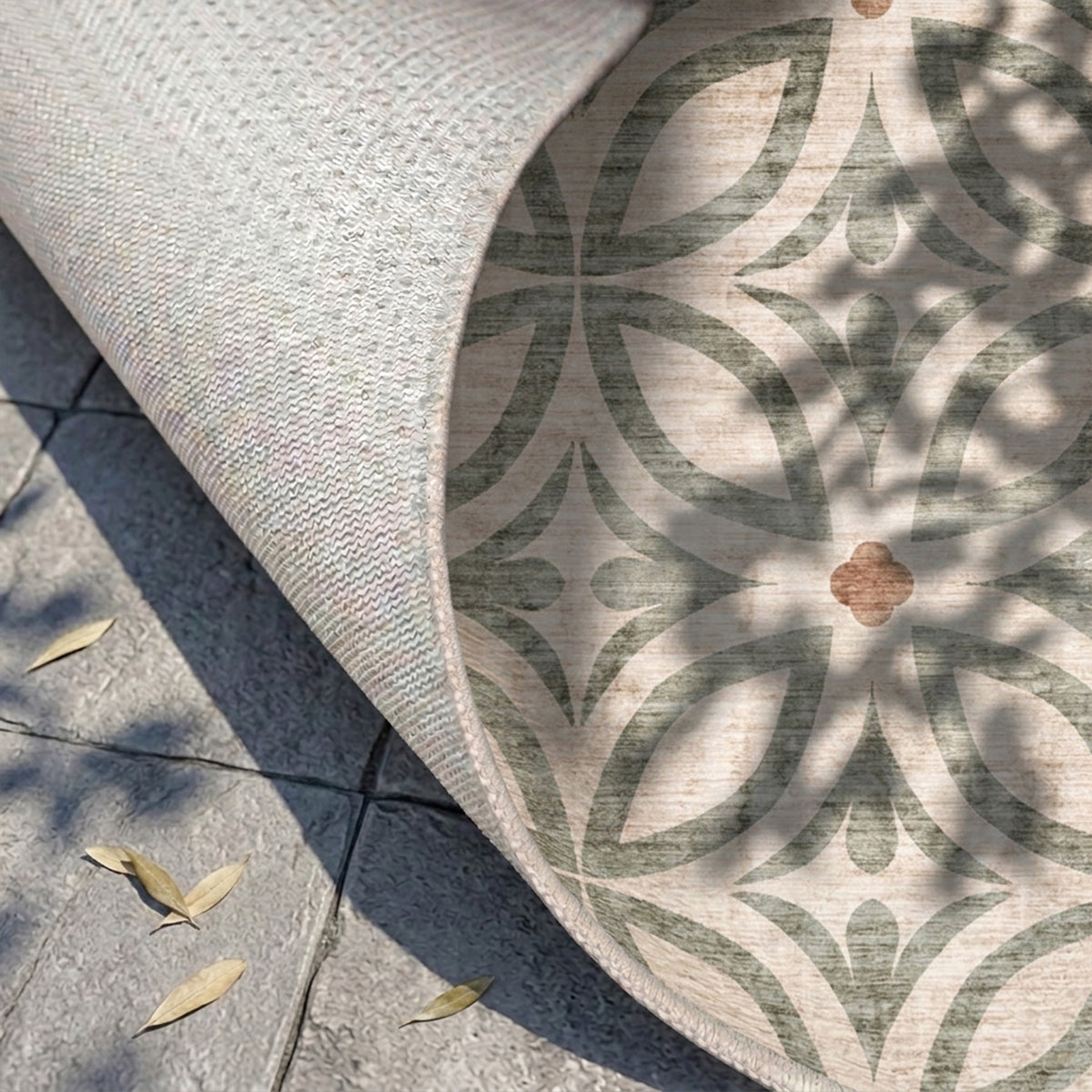 Geometrischer Outdoor Teppich - Mosaic Petal Grün